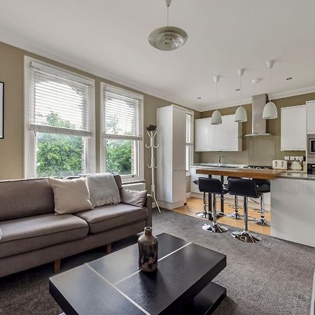 The West Kensington Apartments Londra Dış mekan fotoğraf