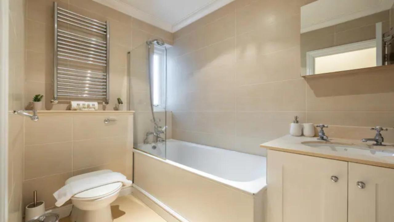 The West Kensington Apartments Londra Dış mekan fotoğraf
